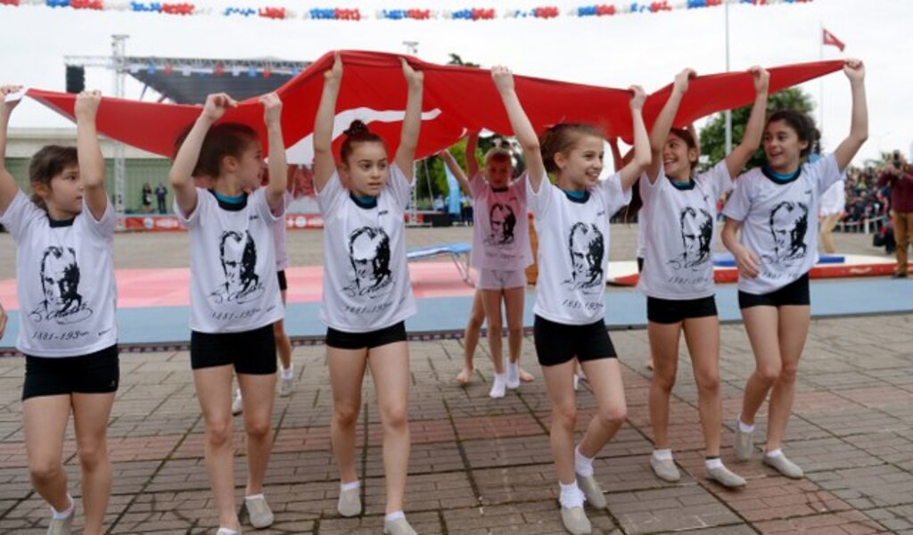 Fotoğraflarla Samsun'da 19 Mayıs coşkusu