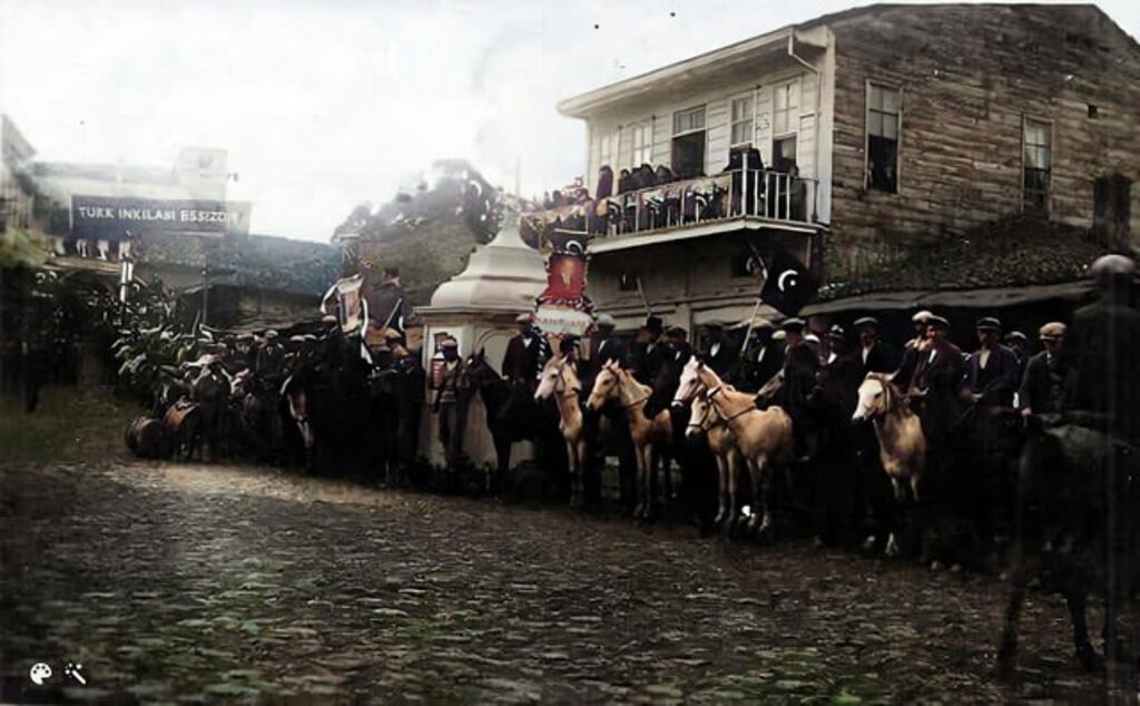 Samsun'un renklendirilmiş eski fotoğrafları