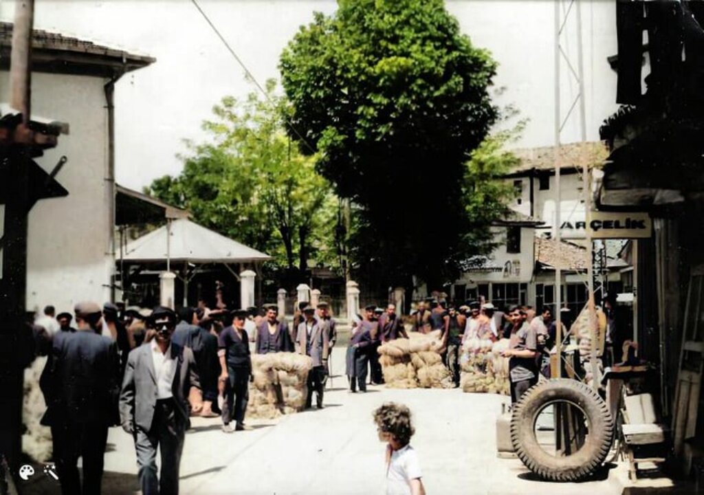 Samsun'un renklendirilmiş eski fotoğrafları