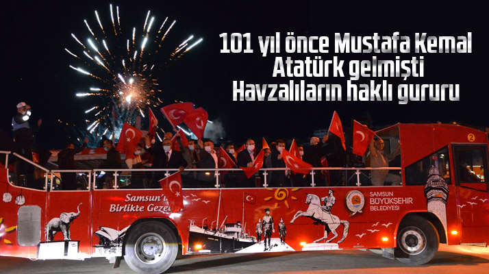 Atatürk'ün Havza'ya gelişinin 101. yıl dönümünde havai fişekler atıldı