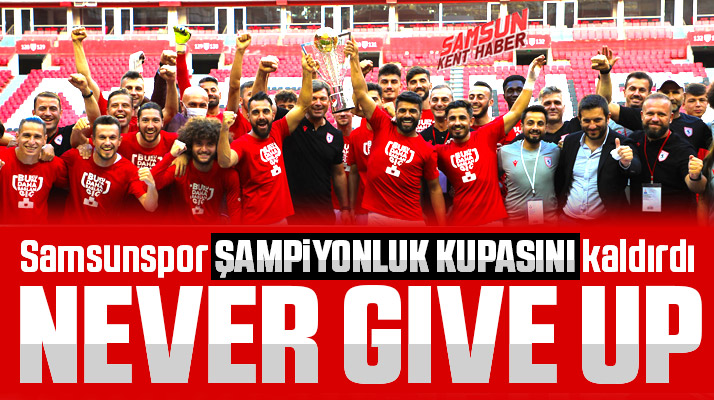 Samsunspor Trabzonspor hazırlık maçı öncesi şampiyonluk kupasını kaldırdı