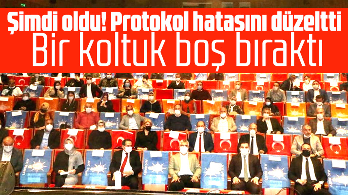 Samsun'da AK Partili protokol sosyal mesafe hatasını düzeltti