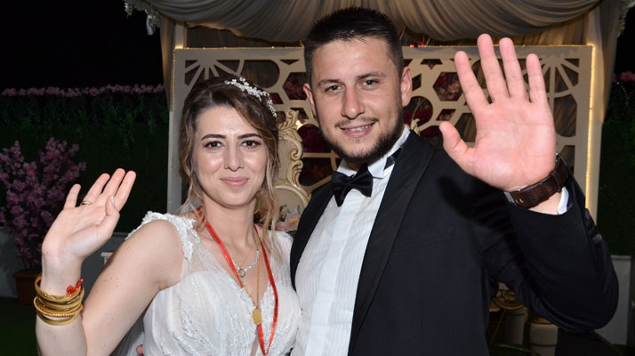 Samsun'da Gül Aydın ile Hürkan Onuk dünya evine girdiler
