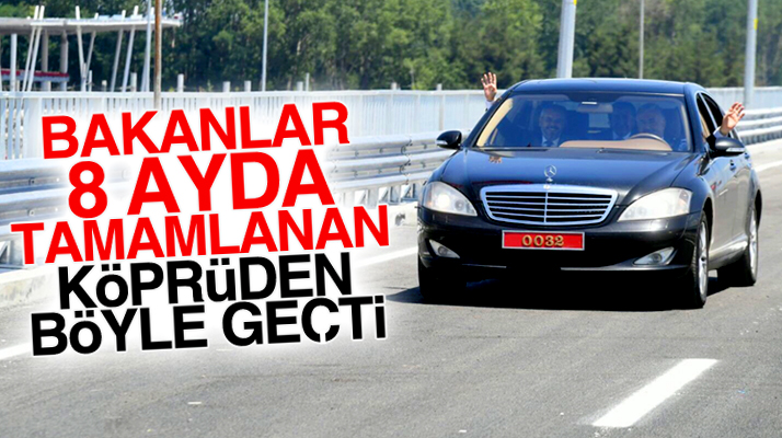 Bakan Ahmet Arslan, Samsun'da açılışını yaptığı köprülü kavşakta otomobil sürdü