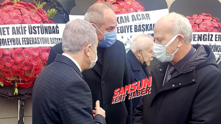 Sadir Durmaz vefat eden babası İbrahim Durmaz'ı toprağa verdi