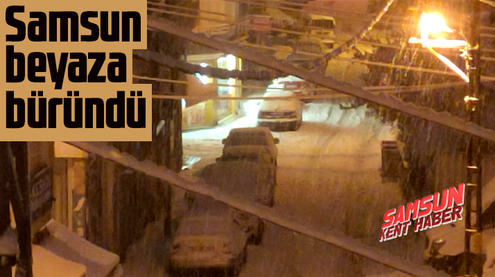 Samsun'da kar yağışı nedeniyle şehir beyaza büründü