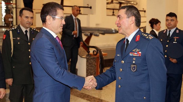 Hava Kuvvetleri Komutanlığında devir teslim töreni yapıldı