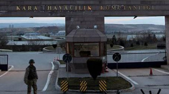 Kara Havacılık Komutanlığında FETÖ operasyonu: 18 asker gözaltına alındı