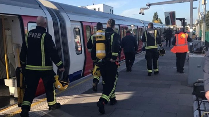 Londra metrosunda patlama oldu