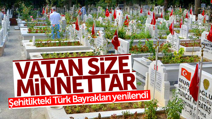 Samsun'da şehitliklerdeki Türk Bayrakları yenilendi