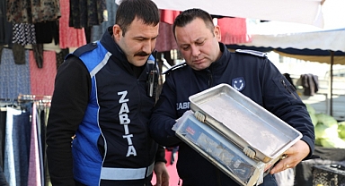 Samsun İlkadım Belediyesi'nden pazarcılara terazi denetimi