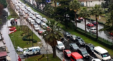 Samsun sallandı trafik felç oldu