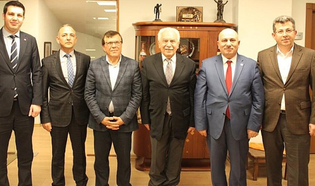 Milli Birlik ve Kardeşlik Federasyonu Doğu Perinçek'i ziyaret etti