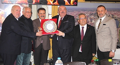 Samsun Çarşambalılar Vakfı Başkanı Sarıoğlu'na veda yemeği düzenlendi