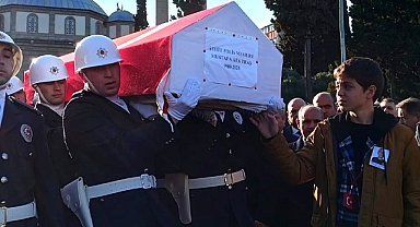 Samsun'da şehit yunus polisi Mustafa Ata Traş'ın cenazesi son yolculuğuna uğurlandı