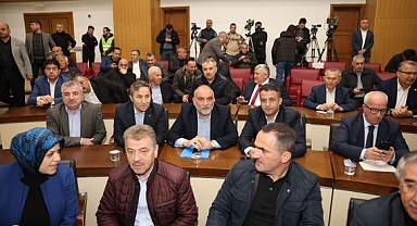 Samsun'dan Kahramanmaraş'a giden belediye başkanları Afet toplantısına katıldı