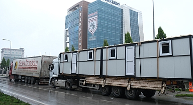 Tekkeköy Belediyesi deprem bölgesine 3 tır yardım malzemesi gönderdi