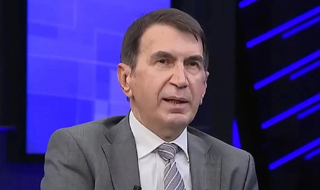 AK Parti'nin Samsun adayı Mehmet Muş'a gazeteci Fuat Uğur'dan eleştiri geldi