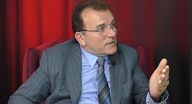 Adalet Partisi Genel Başkanı Vecdet Öz Kırmızı Koltuk'ta çarpıcı açıklamalar yaptı