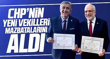 CHP Samsun milletvekili seçilen Murat Çan ve Mehmet Karaman mazbatasını aldı