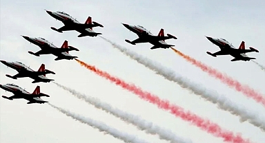 Samsun'da 19 Mayıs günü Türk Yıldızları Solo Türk gösterisi saat kaçta