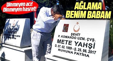 Samsun'da Kurban Bayramı'nın arife günü şehit anne ve babaları şehitlikte dua etti