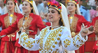 Samsun'da Uluslarası Halk Dansları Şenliği ne zaman, nerede yapılacak?