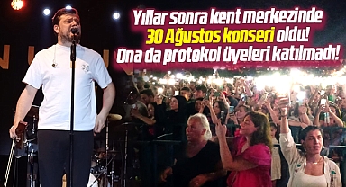 Samsun 30 Ağustos konseri! Ekin Uzunlar hayranlarını coşturdu