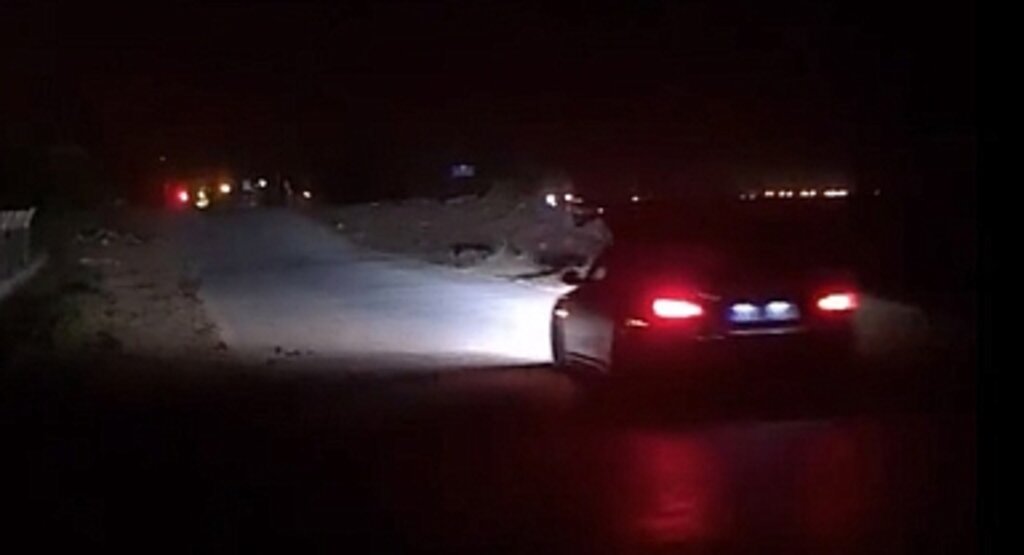 Samsun'da bu mahalle aydınlatma olmadığı için gece zifiri karanlıkta kalıyor!