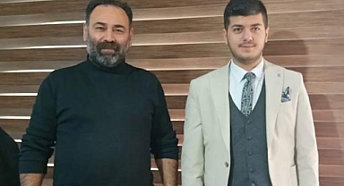 Samsun'da 19 yaşındaki başkan aday adayı Akar Samsun Kent Haber'i ziyaret etti