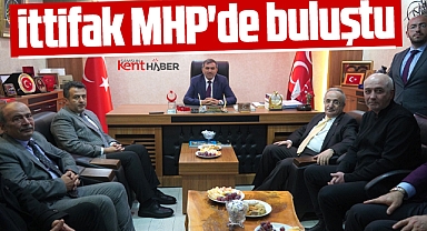 Samsun'da Cumhur İttifakı MHP'de buluştu!