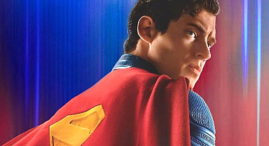 Superman-Yukarı Bak filmi nasıl? Superman filmini 3D izledik!