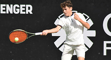 Samsun'da Kuzey Kerem Bayrak 16 yaş Tenis Milli takım kadrosuna seçildi