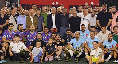 Samsun'da Şehitlere Saygı turnuvasında Şehit Selman Özay takımı şampiyon oldu