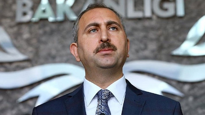 Adalet Bakanı Abdülhamit Gül:4 bin hakim, savcı ihraç edildi