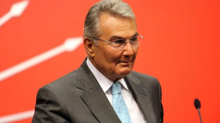 Deniz Baykal'ın son durumu açıklandı: Şuuru kapalı uyutuluyor