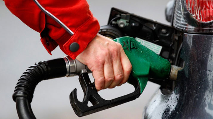 Sürücüler dikkat! Benzine 12 kuruş zam geldi