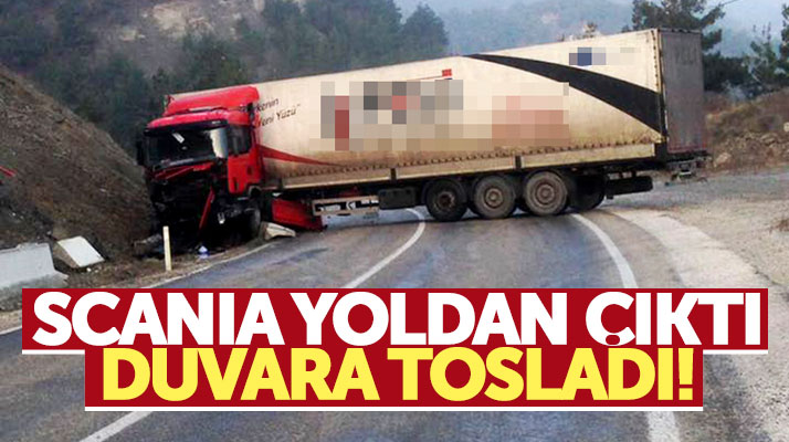 Samsun'da Vezirköprü-Durağan karayolunda tır yoldan çıktı duvara çarptı