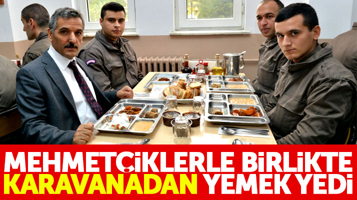 Samsun Valisi Osman Kaymak, Mehmetçiklerle birlikte karavanadan yemek yedi