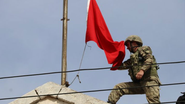 Afrin'e Çanakkale Zaferi'nin 103. yıl dönümünde Türk Bayrağı dikildi