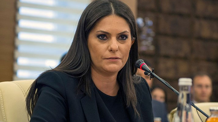 Sarıeroğlu'dan 4C'den 4B'ye geçeceklerin maaşına yüzde 10 zam müjdesi