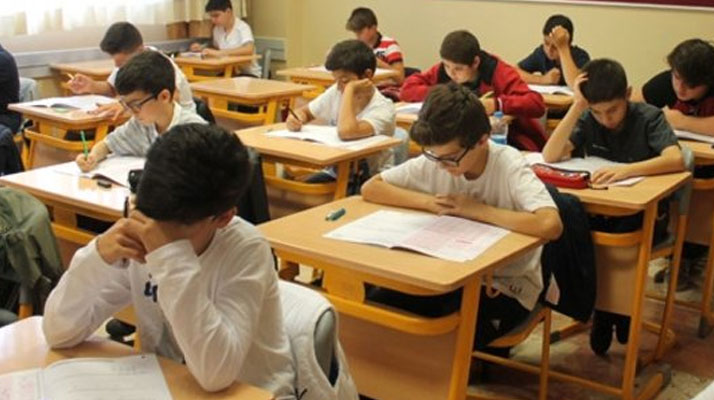 Sınavla öğrenci alacak okulların listesi ve kontenjanları açıklandı