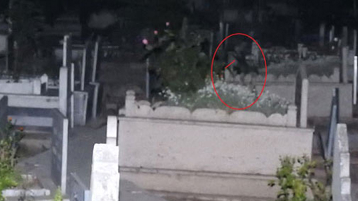 Çorum'da mezarlıkta ağlayan kız bulundu!