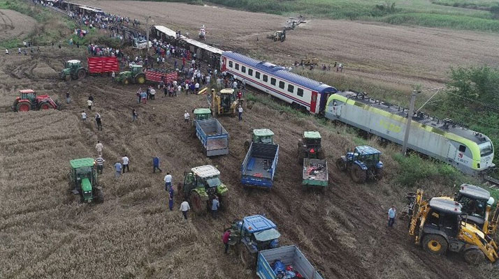 Tren kazası faciasında hayatını kaybeden 24 yolcunun isimleri açıklandı