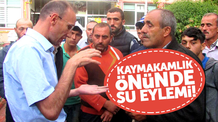 Samsun'da Vezirköprü İlçe Kaymakamlığı binası önünde su eylemi
