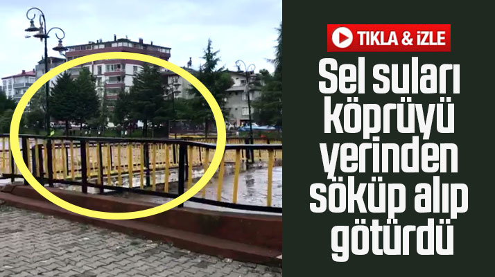Samsun'un Terme ilçesinde sel suları köprüyü yerinden söküp alıp götürdü