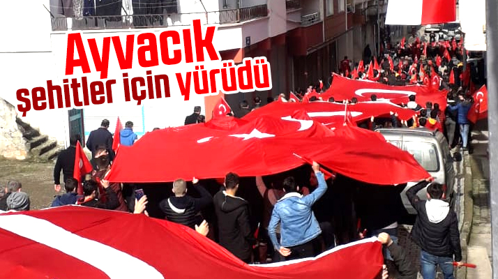 Samsun'un Ayvacık ilçesinde İdlib şehitleri için yürüyüş yapıldı