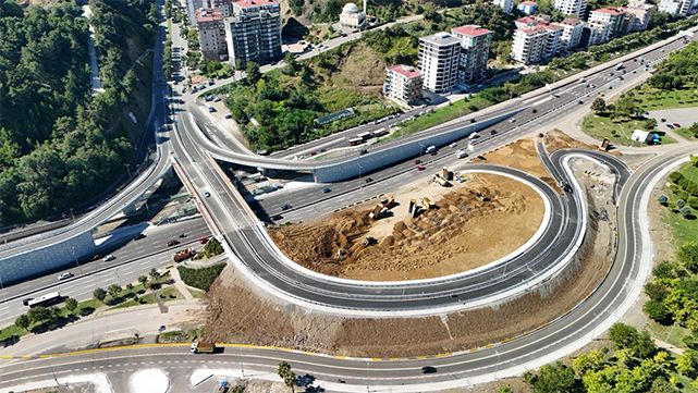 Samsun-Atatürk-Bulvarında-trafik-yükü-yan-bağlantı-yollarla-yüzde-26-azaldı