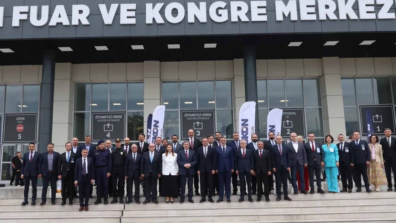 Samsun'da-Kuzey-Anadolu-Sağlık-ve-Medikal-Fuarına-görkemli-açılış