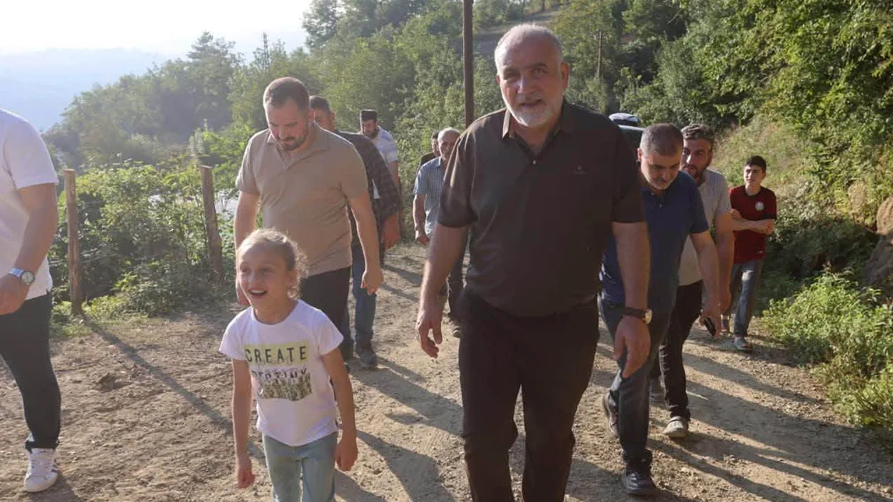 Samsun'da ilkokul öğrencisi başkandan istedi! Yol 2 gün içinde yapıldı!